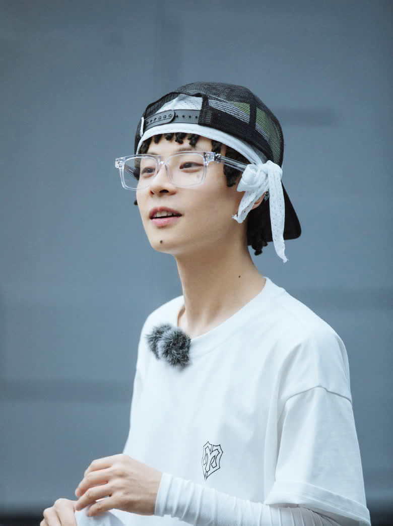 你好星期六官宣定档何炅全新亮相 蔡少芬秦霄贤王鹤棣布瑞吉加盟