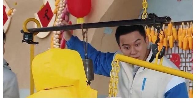 娛樂圈|小咖藝人上《跑男》：被叫錯名字也不敢多話，一上場就成淘汰目標(biāo)