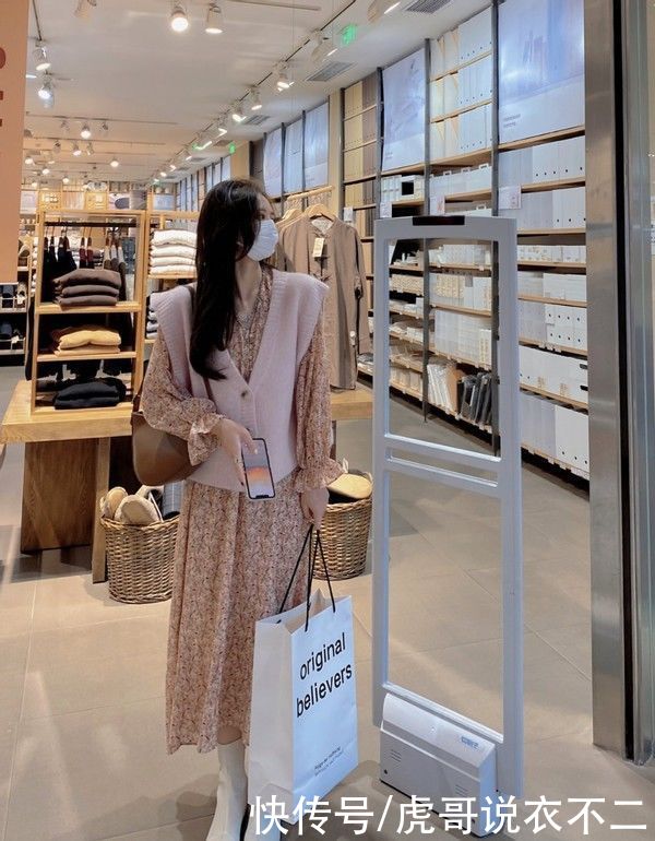 又到了穿裙子的季节，春季裙子怎么穿更惊艳？4款裙子魅力满分