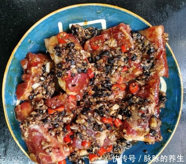 豆豉蒸排骨,肉嫩味美,味道超赞!