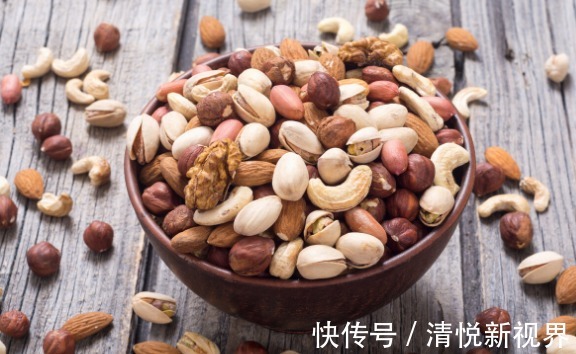 零食|有高血压糖尿病,还能吃零食吗医生推荐3种,适量吃有益健康