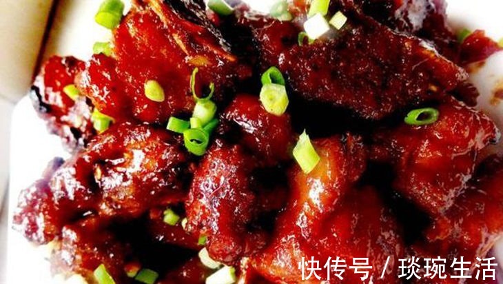 绿豆芽|美食推荐蒜香鸡翅、香辣排骨、椒香五花肉、红烧丸子的做法
