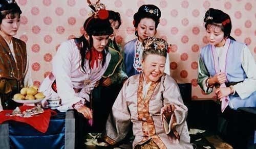 林黛玉@贾母在临死之前大声呼喊黛玉,她为何要这样做