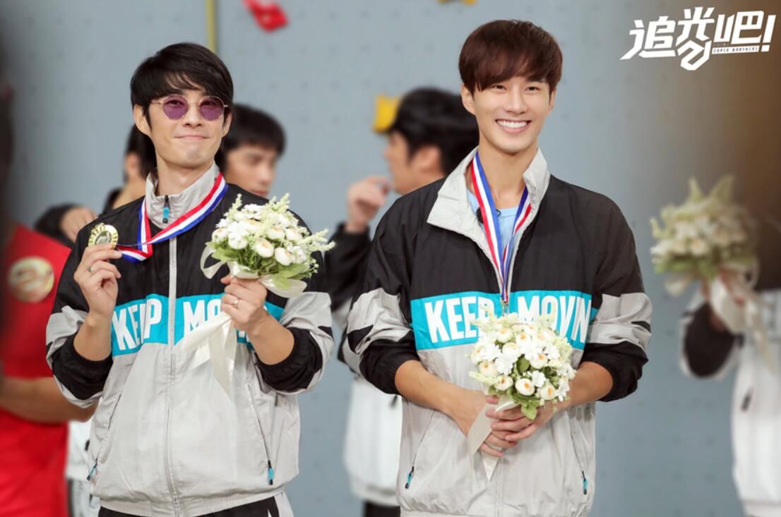 《追光吧》徐志賢不忘初心回歸舞臺(tái) 成最亮眼黑馬