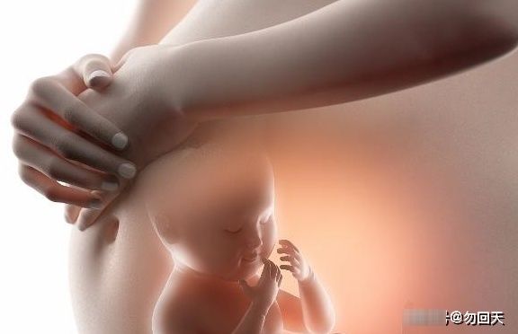 生宝宝时，你是先见红，还是先破水的？两者区别还真是不小