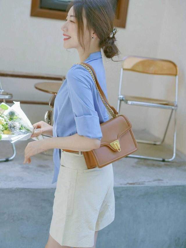 阔腿裤|奔三奔四的气质女神爱这样穿,吊带上衣配西裤干练精致,减龄时髦