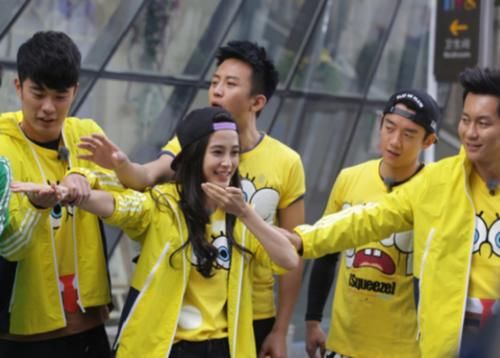 跑男中大家为了打广告都喝过安慕希酸奶,作为元老的他却始终没喝过