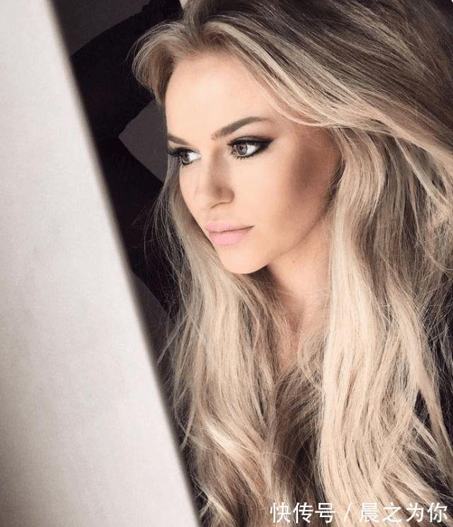 身材|155cm瑞典健身女孩,通过不懈努力练出黄金比例身材