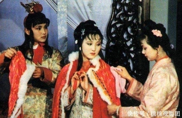 薛宝钗#李纨和探春有多厌恶薛宝钗?一次出言反驳,一次讥笑