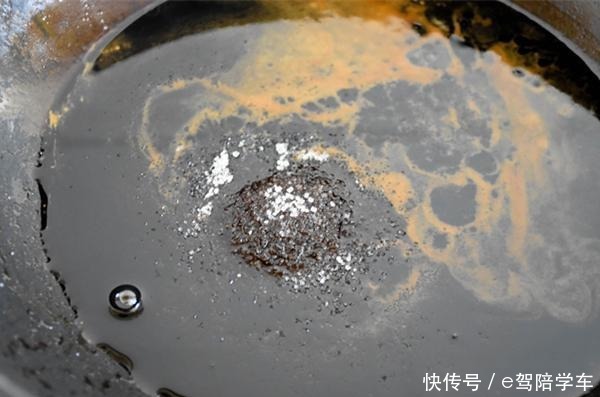 腌黄瓜还只加盐,那就错了!多加这一步,黄瓜嘎嘣脆,久放也不坏!