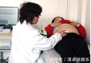 扇耳光|孕妈厕所产子婆婆拒绝去医院,一星期后婆婆却自扇耳光