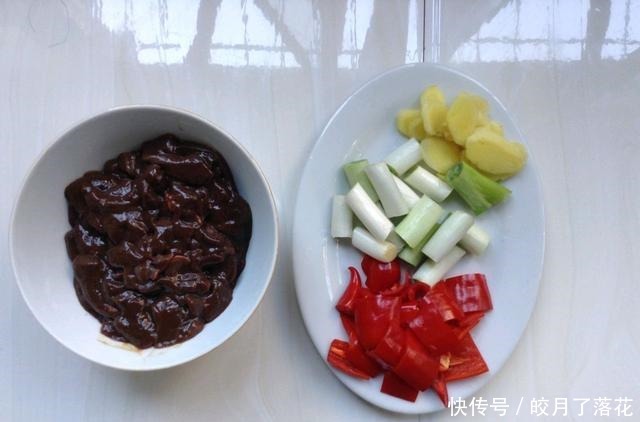 下锅|在家炒猪肝,可不要洗碗直接就下锅了,里面寄生虫,病菌处理不净