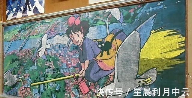 怪盗基德|动漫迷身怀绝技,把教室黑板变成次元入口,难怪老师不擦黑板