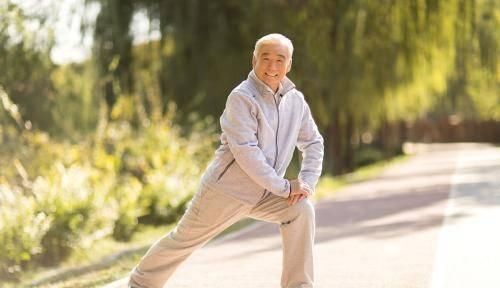 隔夜菜|108岁老人分享饮食习惯这种菜我从来不吃，喜欢它的伙计都走了