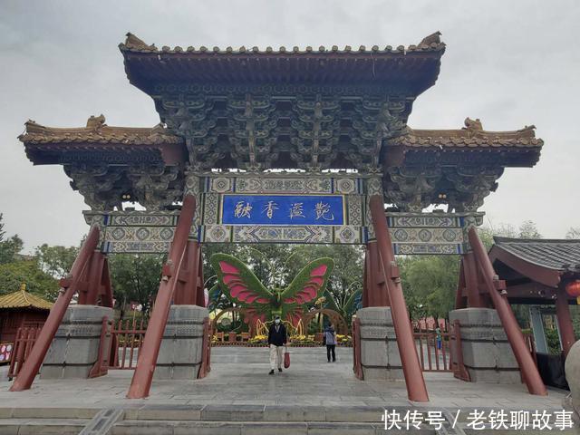 120块就能穿越到《清明上河图》中,你敢相信吗