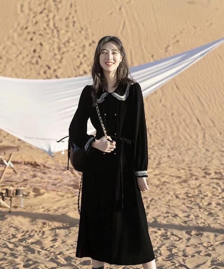 穿搭|秋冬怎么穿才洋气,试一试“丝绒连衣裙”端庄优雅,漂亮大方!