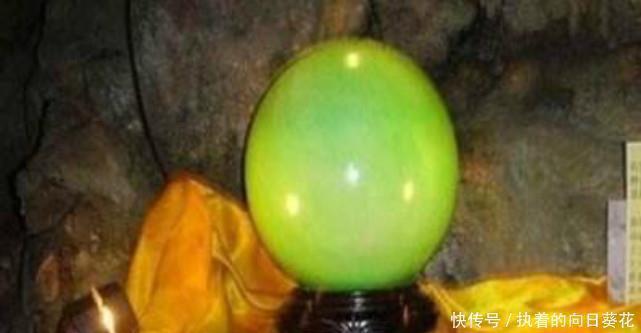 慈禧的墓葬里，最贵的不是她口中的夜明珠，而是它