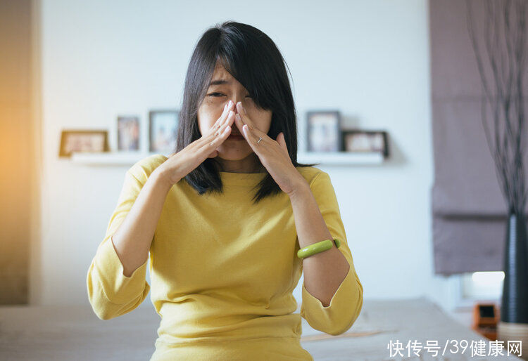 切除|每次呼吸都痛如刀割,空鼻症为何如此可怕?有人疯了,有人自杀