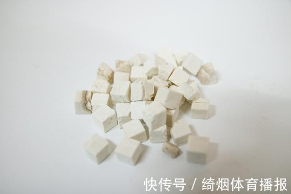 脾脏|治脾虚，到底吃白术好，还是吃茯苓好？茯苓白术怎么吃？听中医说