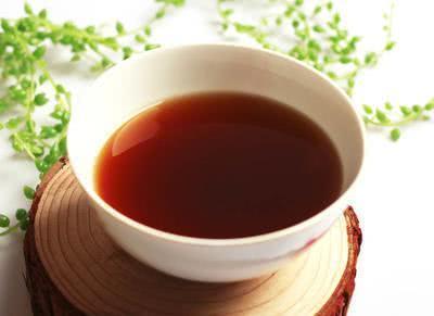 多喝|女人44-55岁,多喝6种水,暖宫排毒,保养子宫,预防妇科病