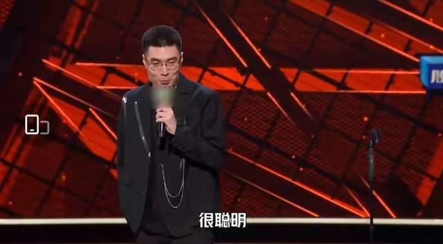 谢娜|《脱口秀大会4》收官，周奇墨夺得年度总冠军，杨笠仅排第六名