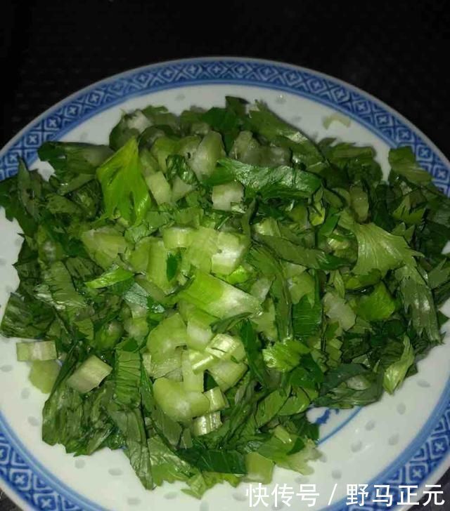 這道菜|這菜被稱(chēng)“頭號(hào)瀉藥”,口臭嚴(yán)重要經(jīng)常吃,便秘問(wèn)題也會(huì)悄悄溜掉