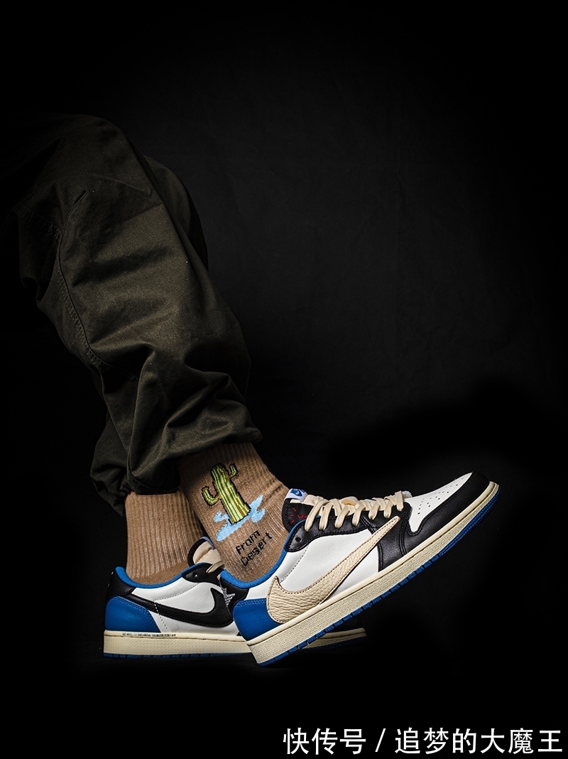 scott 今年十双最贵球鞋!除了闪电倒钩还有两双破万!没想到这双能上榜