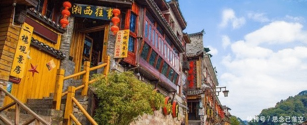 中年|出门旅游，为什么背双肩包的人总会遭人嫌弃！