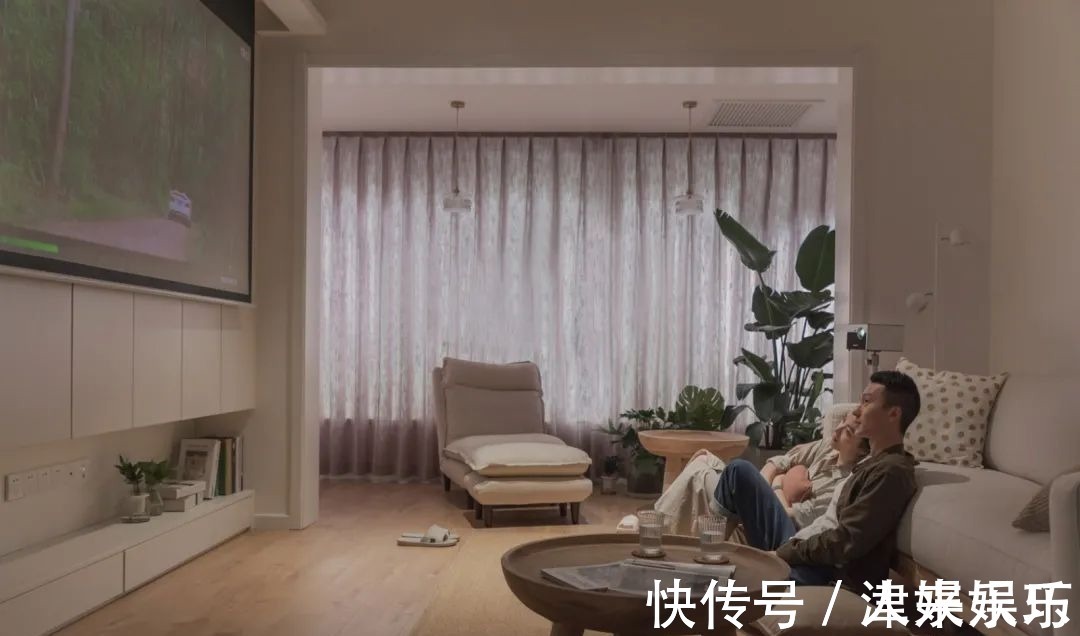 床头柜|103㎡现代简约,留白+原木+绿植,让生活悠闲舒适有故事