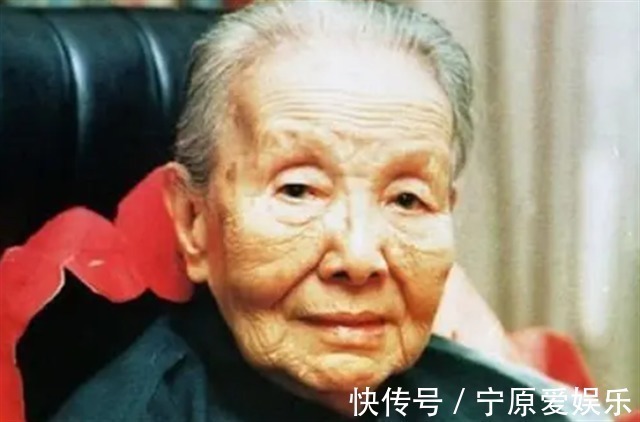 鲁迅@被林徽因,张爱玲无情讽刺,被鲁迅瞧不起,冰心为何不讨人喜