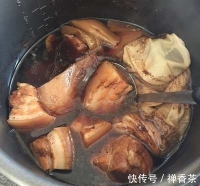白吉饼|陕西有名小吃,腊汁肉夹馍,美味会让你垂涎三尺哦!
