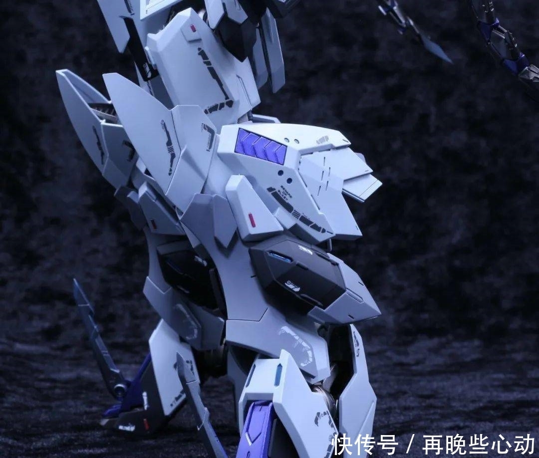 骑士|MG巴巴托斯苍白骑士造型大改造,绝了