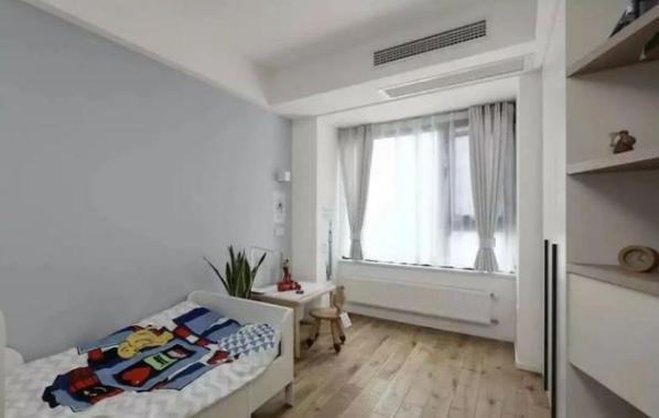 展示台|84㎡日式温馨时尚空间L型书架式电视墙,颜值高又可当收纳