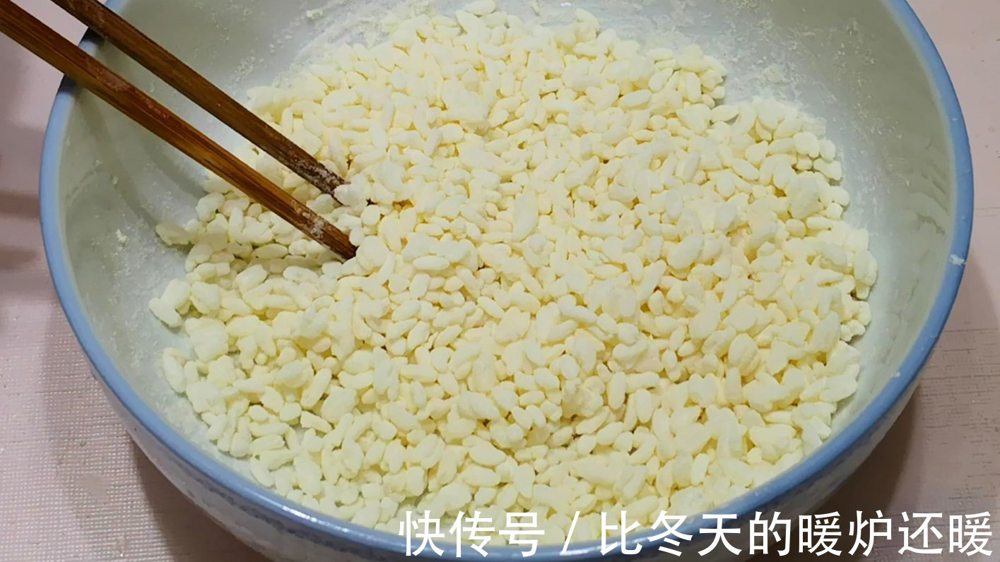 做疙瘩汤别加水搅了,教你一招,疙瘩又小又均匀,好吃好喝好消化
