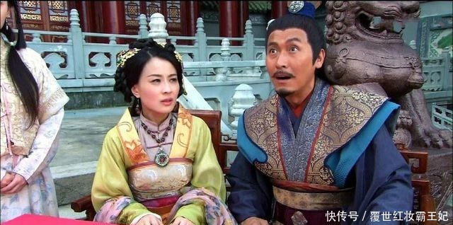 朱允炆|他是一代明君却也备受争议，灭人十族，临终前还让宫女为自己殉葬