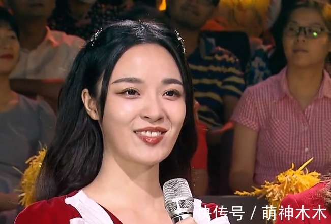 何炅|湖南台主持人话筒编号曝光,何炅1号汪涵2号,幸亏何炅早有解释