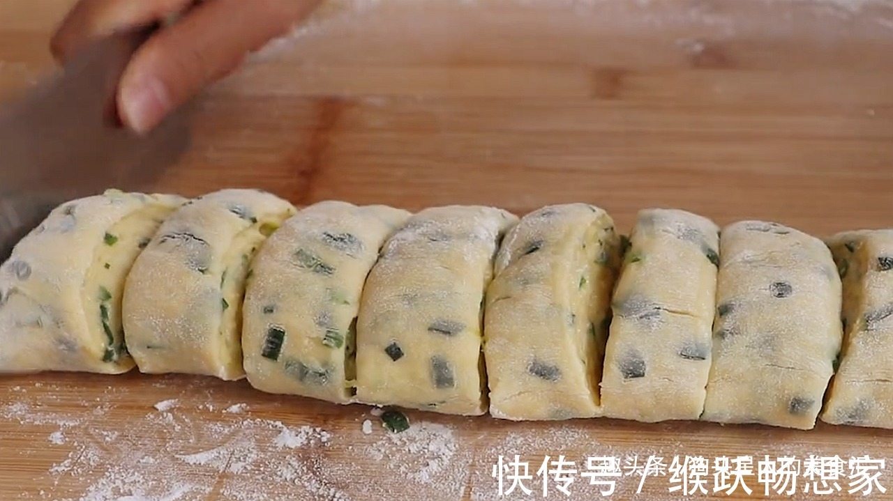 包子|我家面粉从不蒸馒头，比包子馒头简单，一次做13个，真香