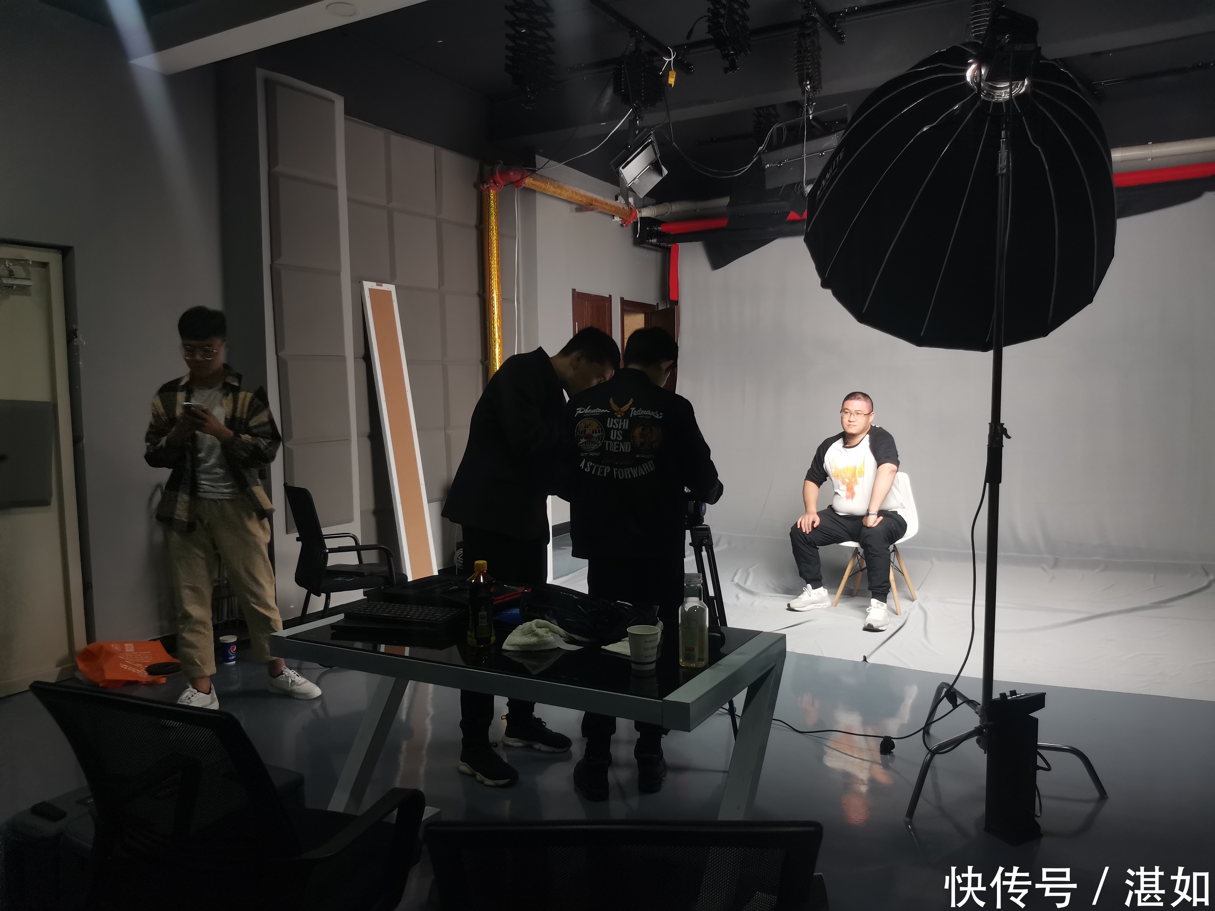 【长春影棚出租|摄影灯光设备租赁|摄影