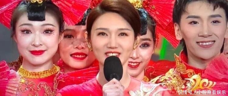 今年春晚失误频繁,竟出现数分钟空挡,幸好