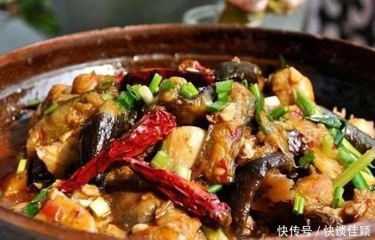 几道菜老少皆宜，香而不腻，口味咸鲜，营养好吃特简单！