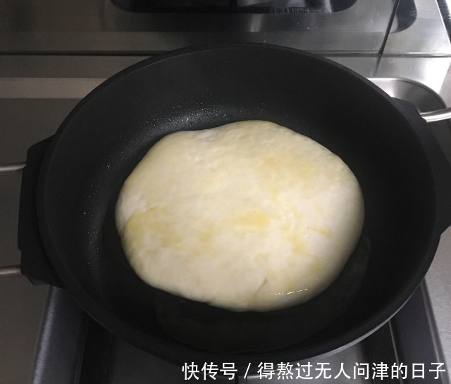 韭菜鸡蛋饼,味道鲜美,美味早餐