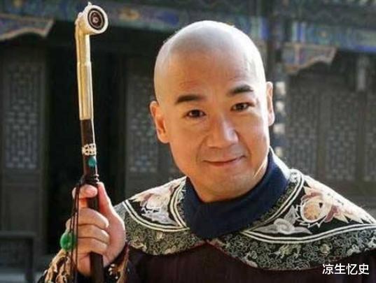 火葬场有一上联早来晚来早晚得来，下联一出，让人不舒服