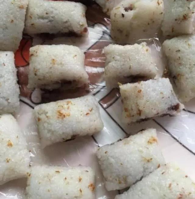 一碗米粉一勺糖，自制香甜可口糯米糕，做法简单，大人孩子吃不够