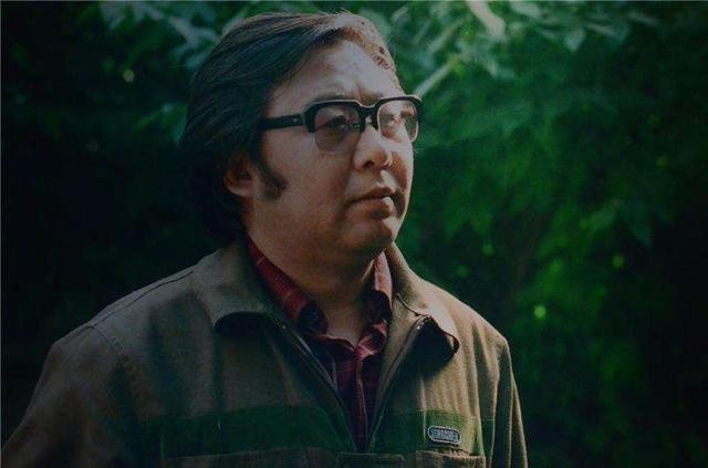 一个月！路遥一天3包只抽好烟，6年抽掉三五套房，一辈子只存了一万块