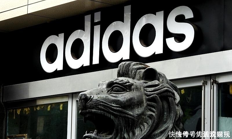 耐克被迫加入“战场”中国22年老牌鞋厂复出，阿迪椰子都得捏一把汗