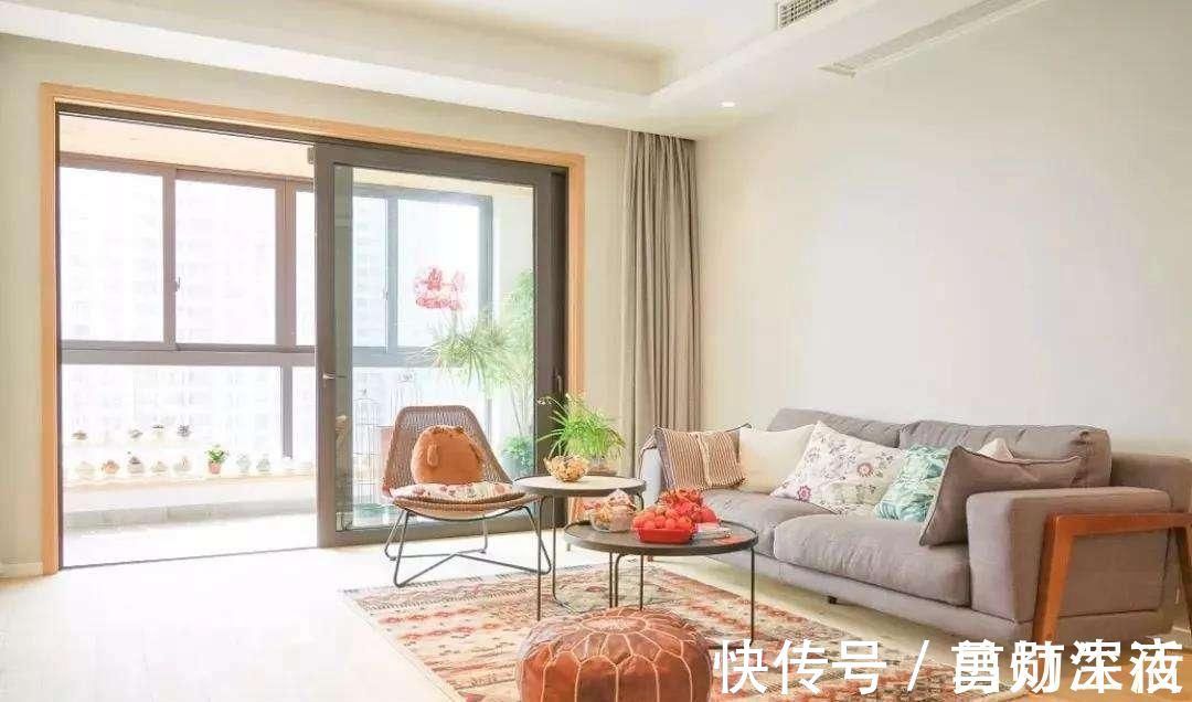 阳台门|阳台万万不要装推拉门,有钱人就不会这样做,后悔我家装太早了