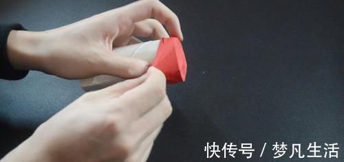 卷纸筒上套个气球太实用了, 能帮家里省下不少钱, 看完赶紧去试试