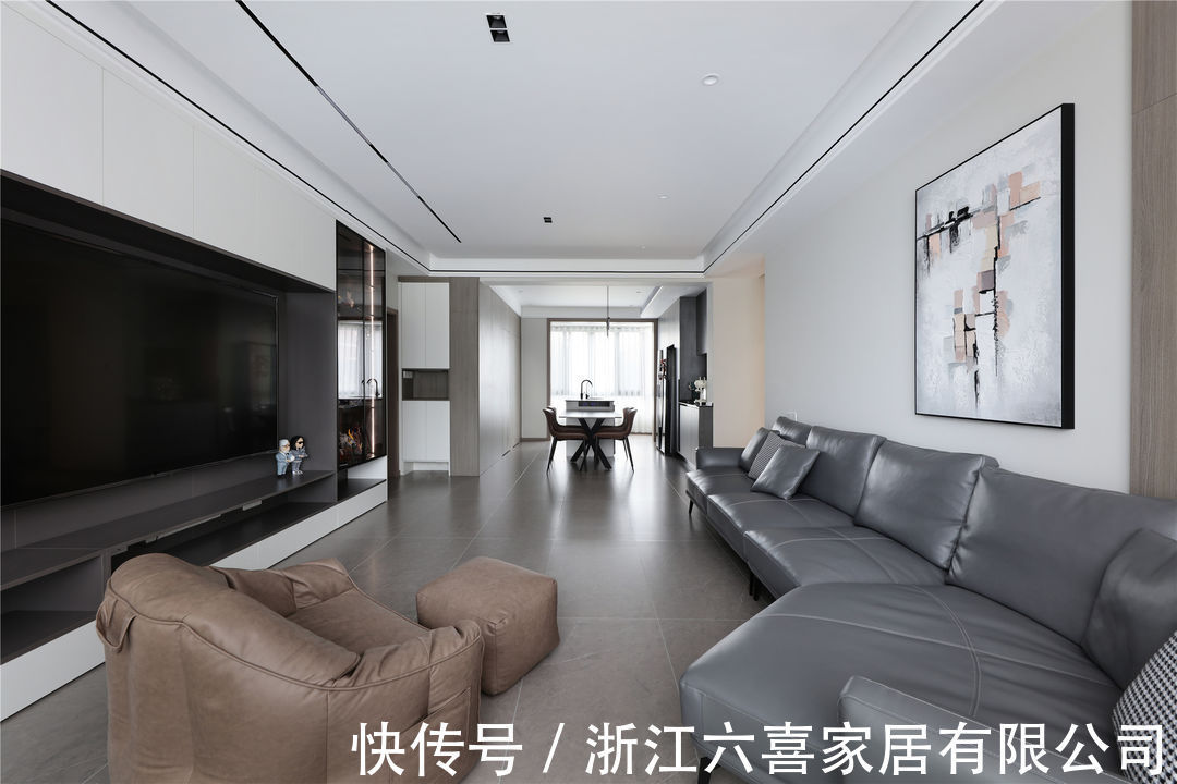 衣帽间|155平花半天也四室住宅公寓装修,三代人的生活,最美的“全家福”