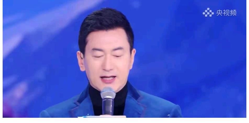 主持40多位总台主持人参加的直播晚会是啥体验?鲁健高博:费嗓子
