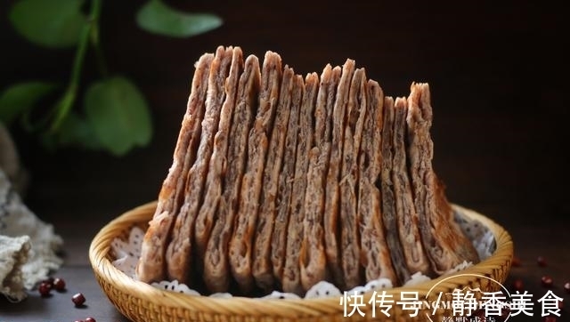 酵母|家常烙饼换个做法，松软可口，浓浓红豆香，用凉水和面也不硬